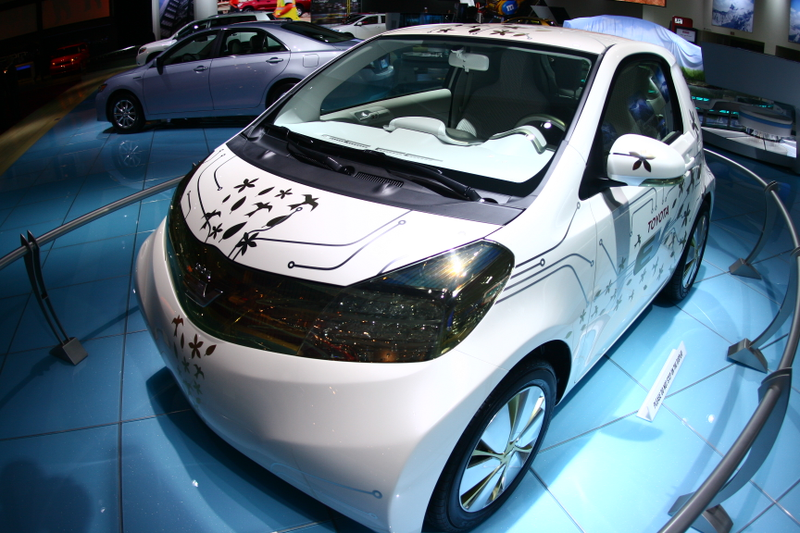 Illustration for article titled Toyota FT-EV Concept: Roller Skate-Sized Electric Sneaks Onto Detroit Show Floor